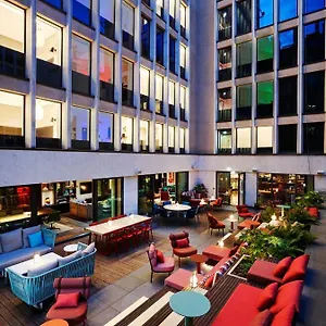 Отель Citizenm Champs-elysees